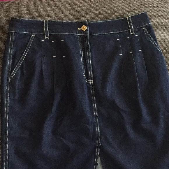 Escada denim skirt! - Picture 6 of 7